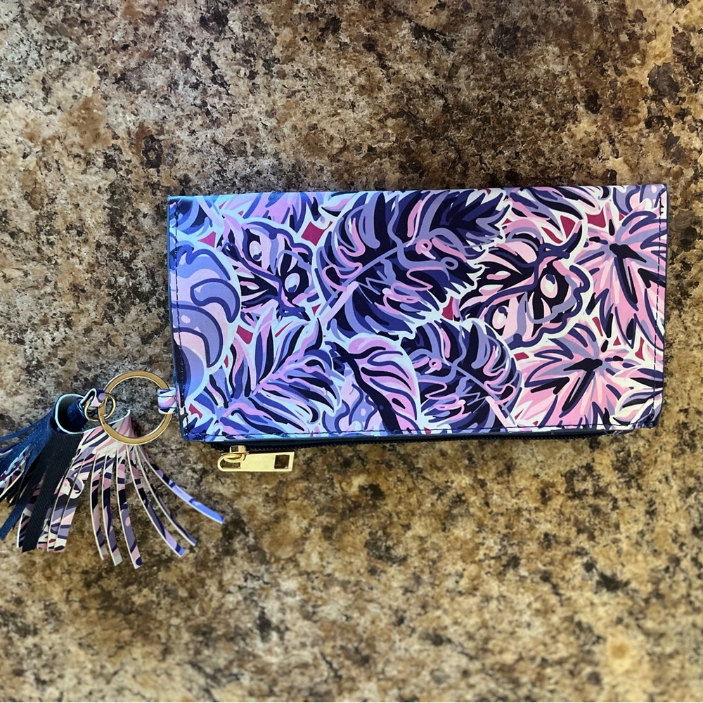 Simply Southern Multicolor Leaf Pattern Wristlet - image 2